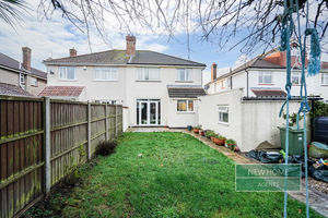 Photo 25- click for photo gallery